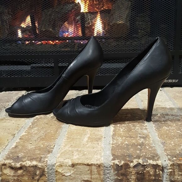 Brooks Brothers | Peep Toe Leather Heel - Picture 2 of 7